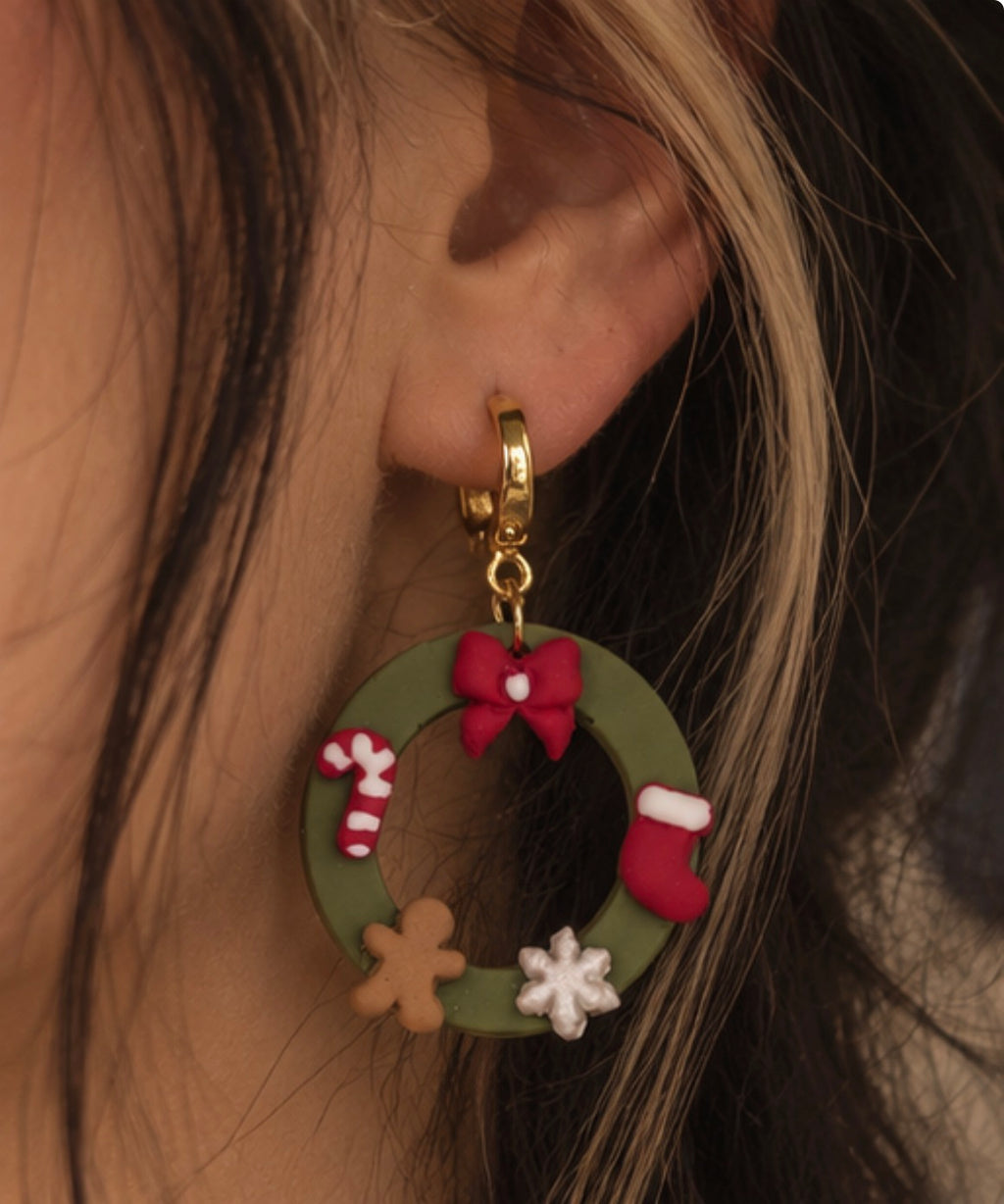 Festive Wreath Earrings