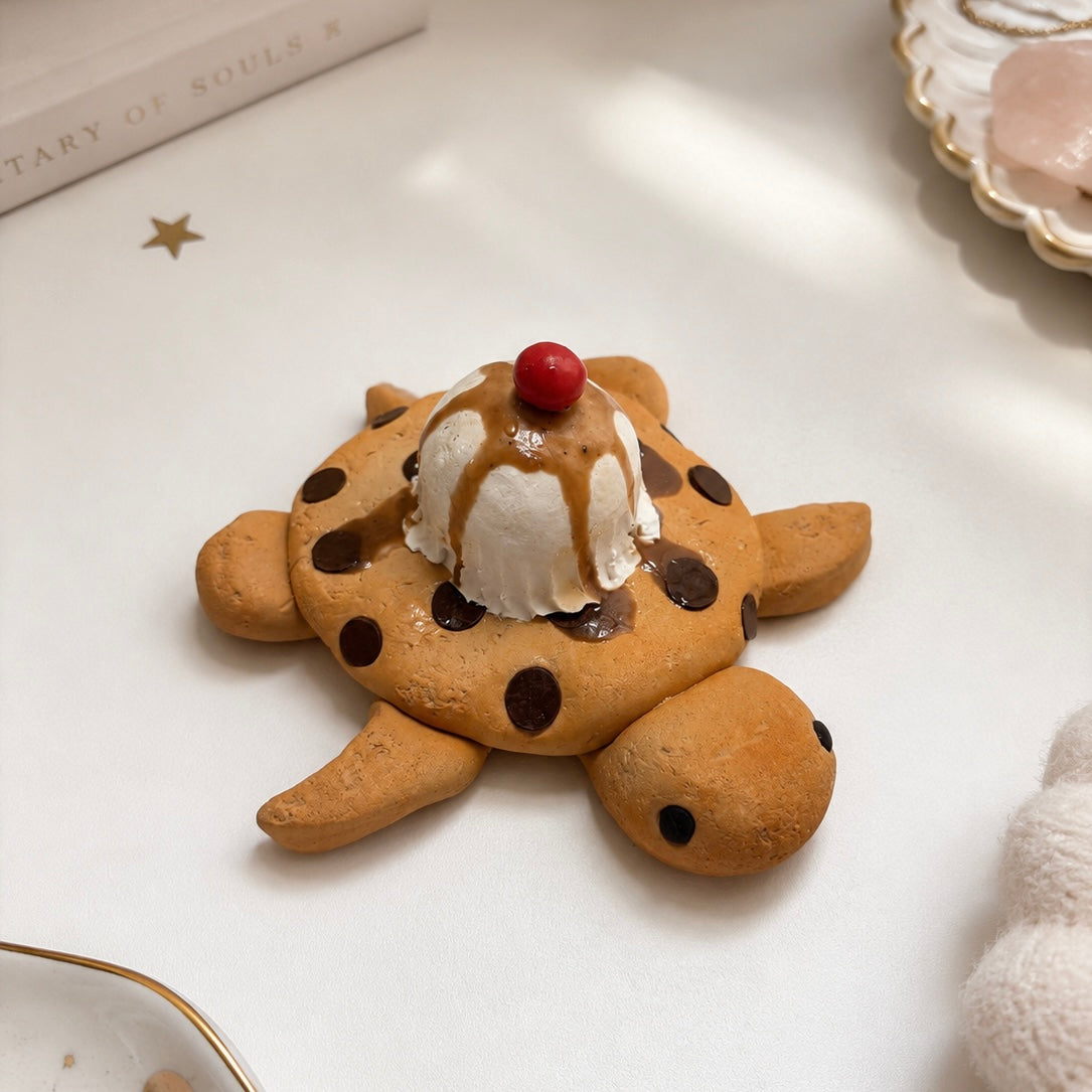 Sundae Shell Figurine
