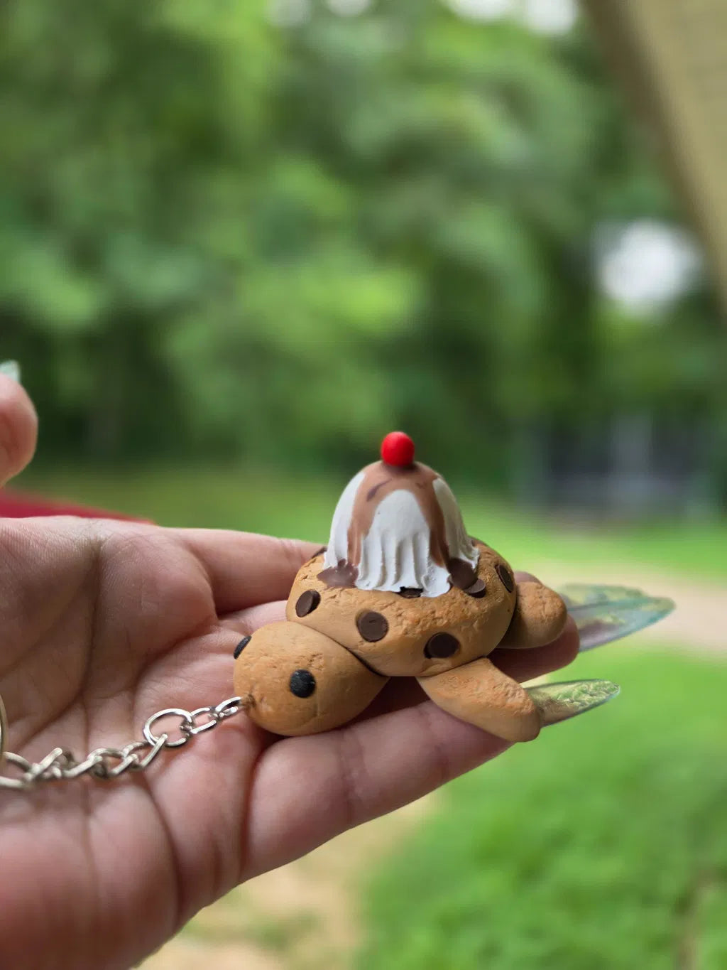 Sundae Shell Keychain